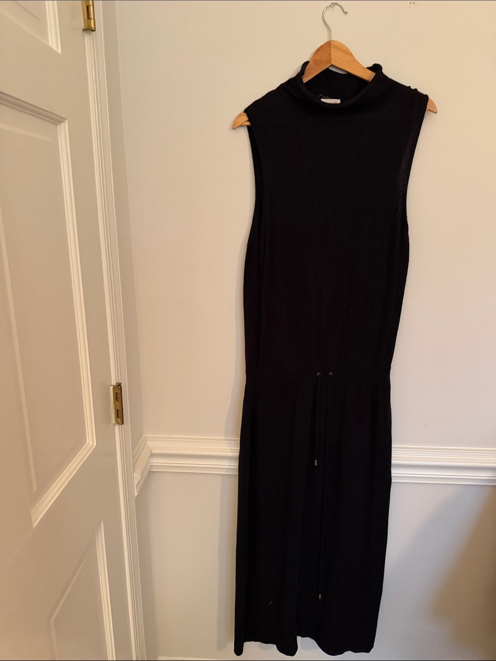 Garnet Hill Black Sleeveless Midi Drawstring-Waist Dress